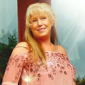 Meet your Posher, Lanina