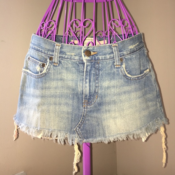 LAST CALL 9/11/22 - A&F Destroyed Washed Vintage Denim Blue Jean Skirt - Picture 2 of 6