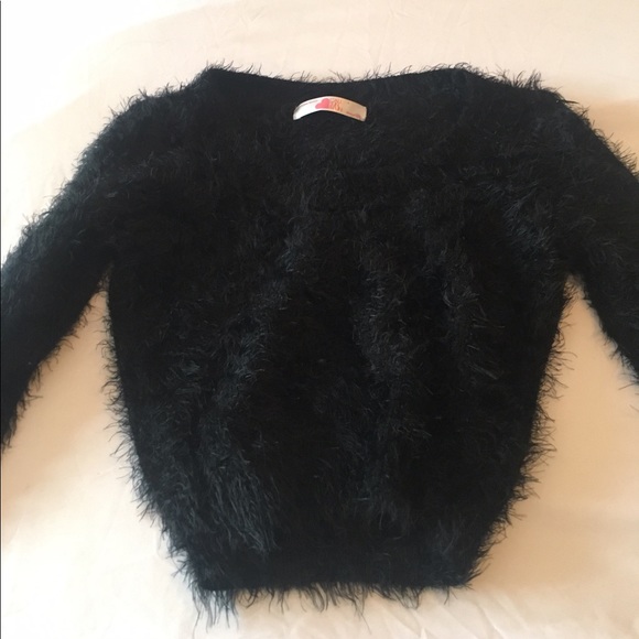 Sweaters - American apparel fuzzy crop sweater