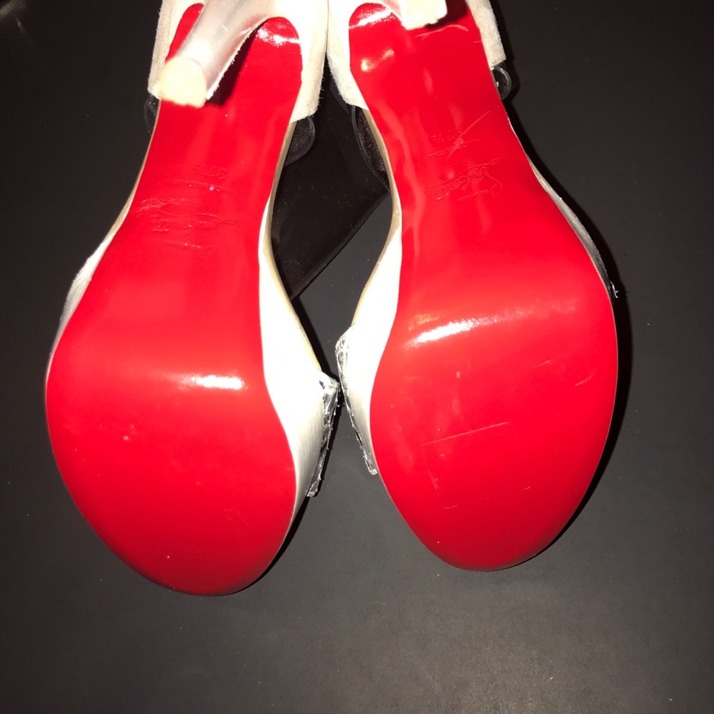Limited edition vintage Authentic Loubouton Heels - Picture 6 of 8