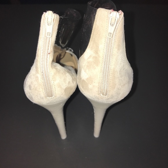 Limited edition vintage Authentic Loubouton Heels - Picture 7 of 8