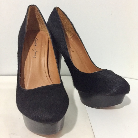 Elizabeth & James Pony Hair Pumps - Picture 4 of 6