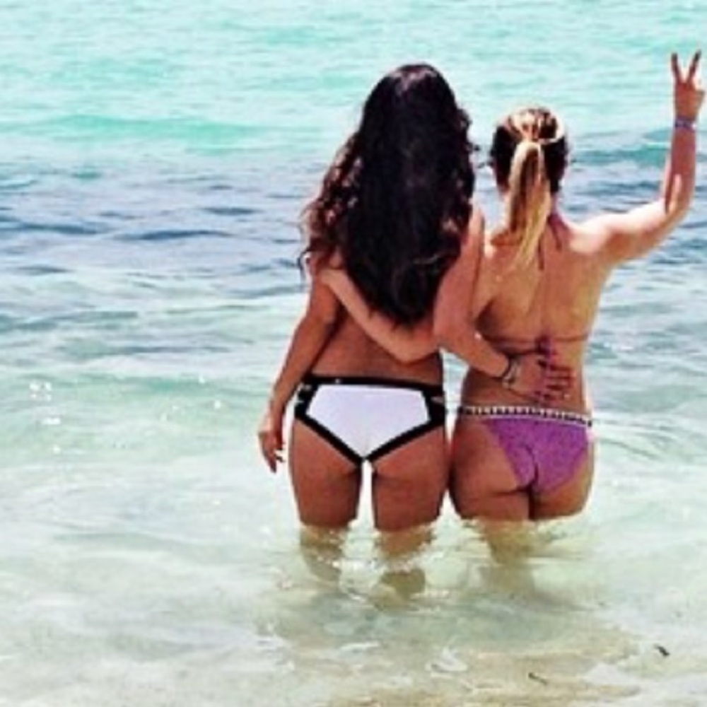 VICTORIAS SECRET SWIM