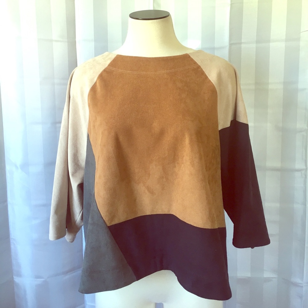 NEW Vince Camuto faux suede blouse geometric M NWT