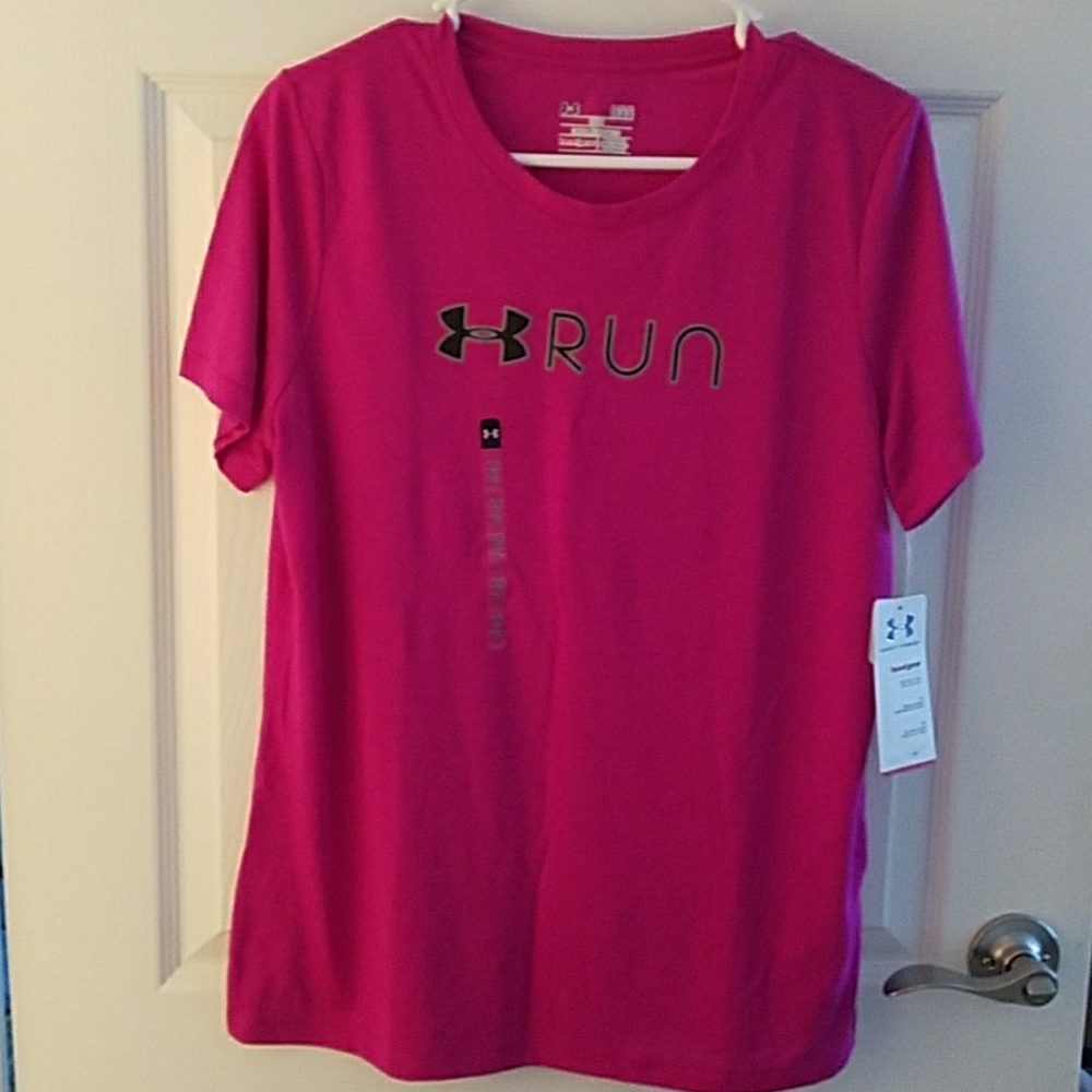 Super soft under armour tee