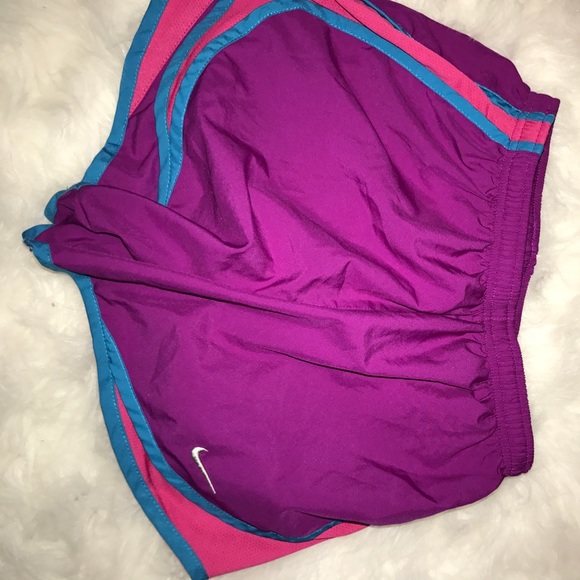 Nike Tempo Shorts (S) (barely worn) - Picture 2 of 2