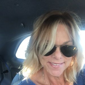 Meet your Posher, Pamela