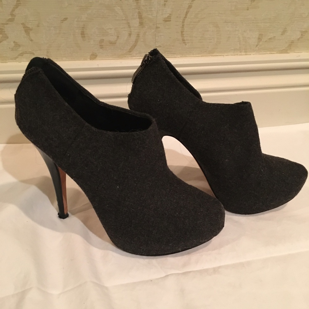 Vince Camuto Booties