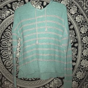sweater/ sweatshirt