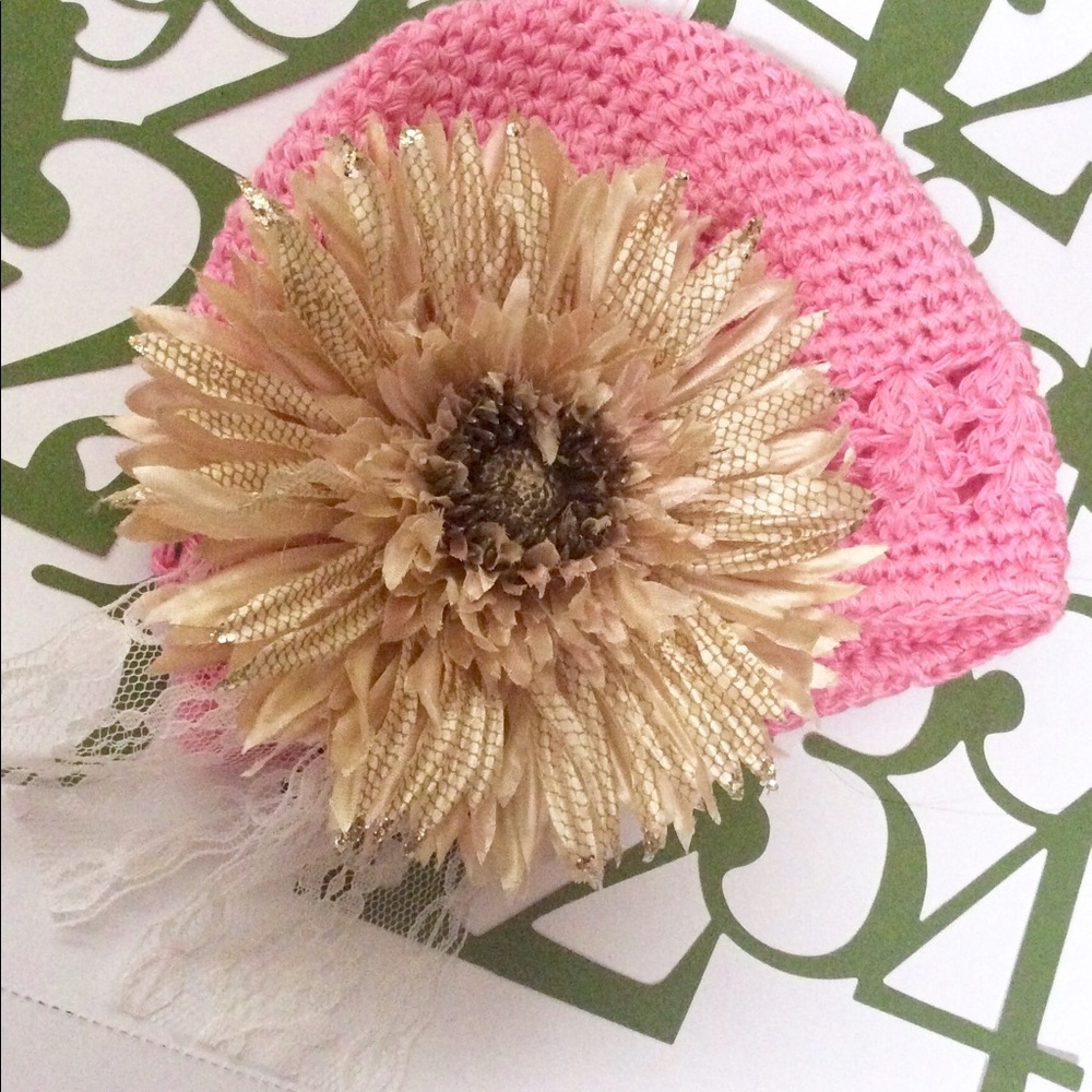 Girl's Beanie Hat w/ oversized Flower