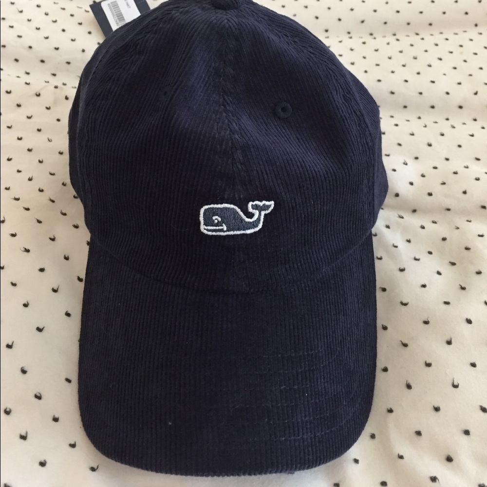 Vineyard Vines corduroy hat