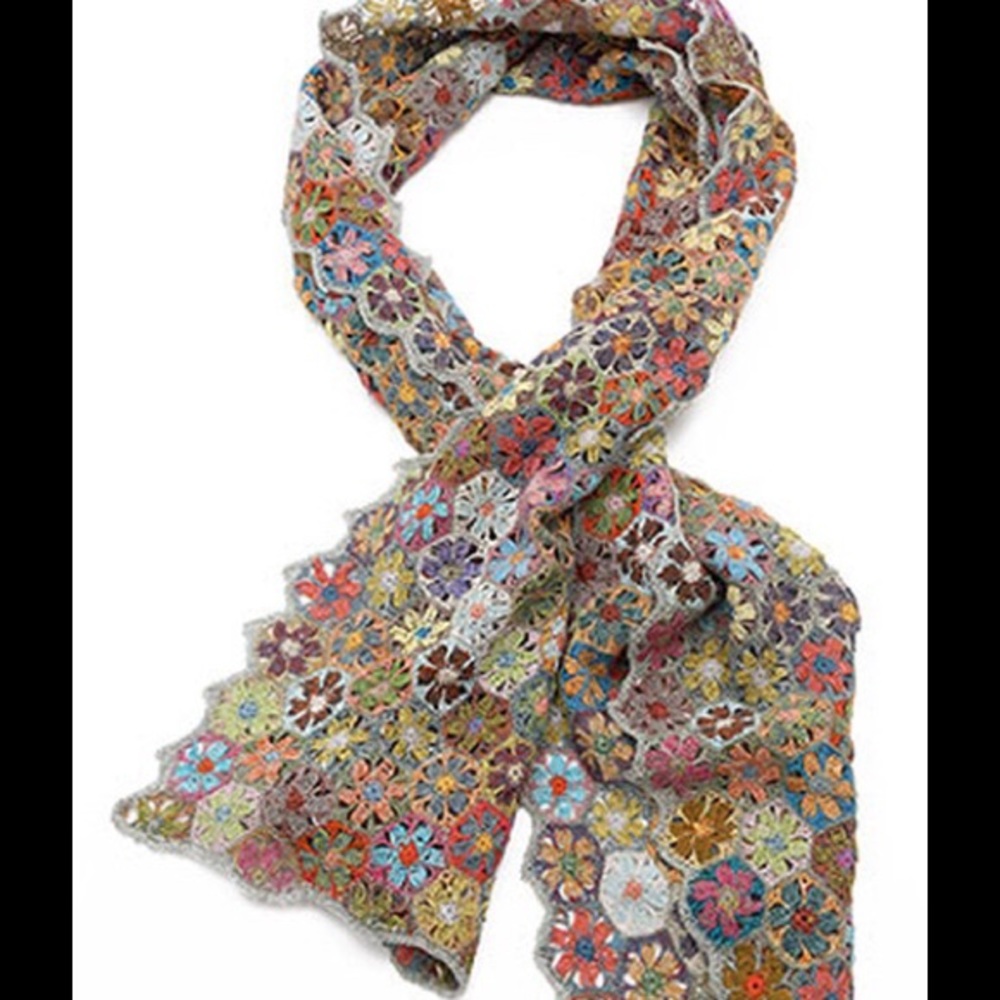 NWT SOPHIE DIGARD SCARF