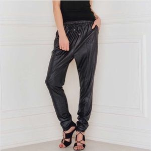 Sale💕 NWT Trendy 90s Black Pants