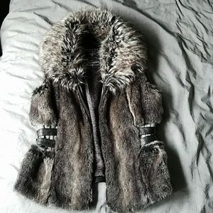 GUESS Gray Faux Fur Vest
