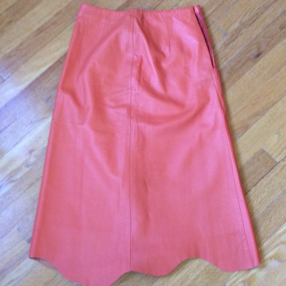 Leather skirt by Armand Ventilo - Picture 4 of 4