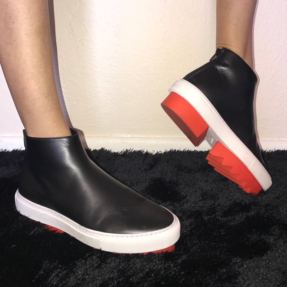 Street Line Leather Platform Sneakers