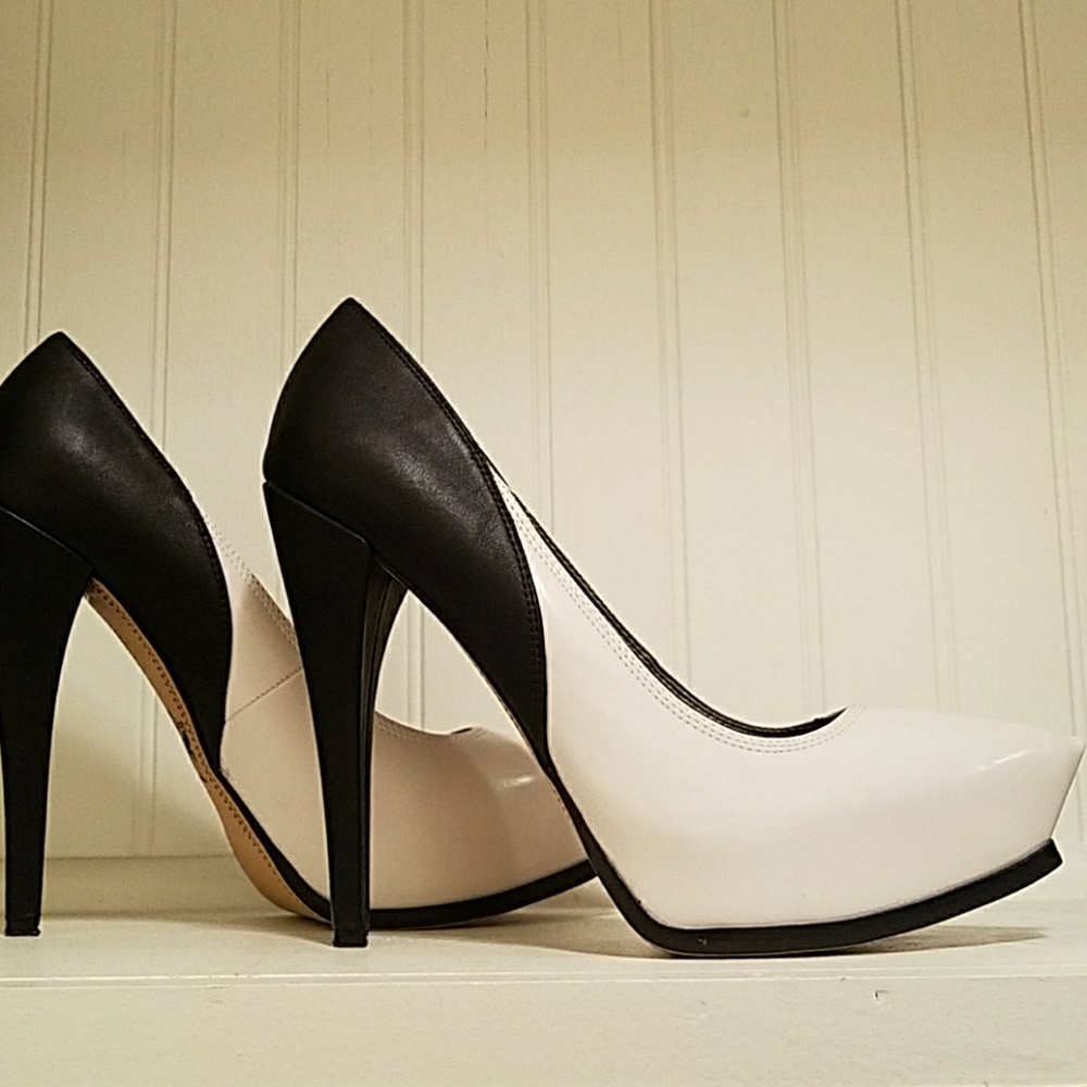 Sam Edelman (Circus)