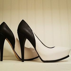 Sam Edelman (Circus)