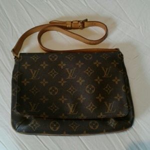 Louis Vuitton Authentic Musette Tango