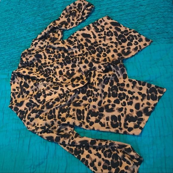 Jackets & Blazers - Silk Leopard Print Rouched 3/4 sleeve open blazer
