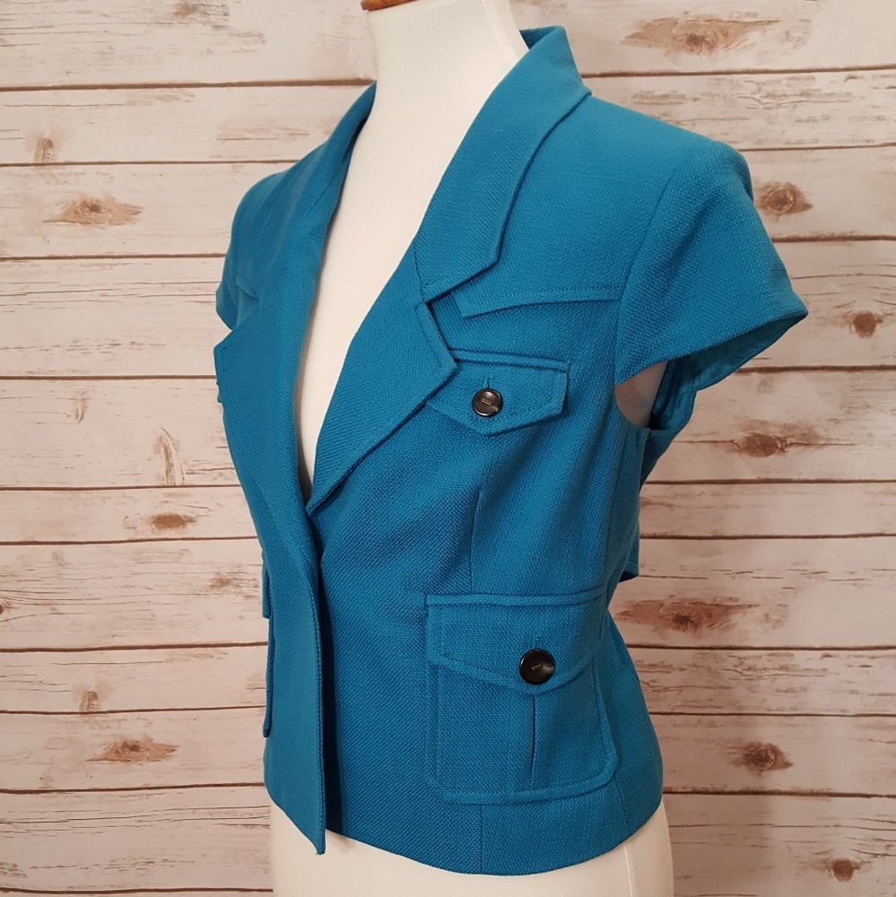 Turquoise short sleeve vest/jacket