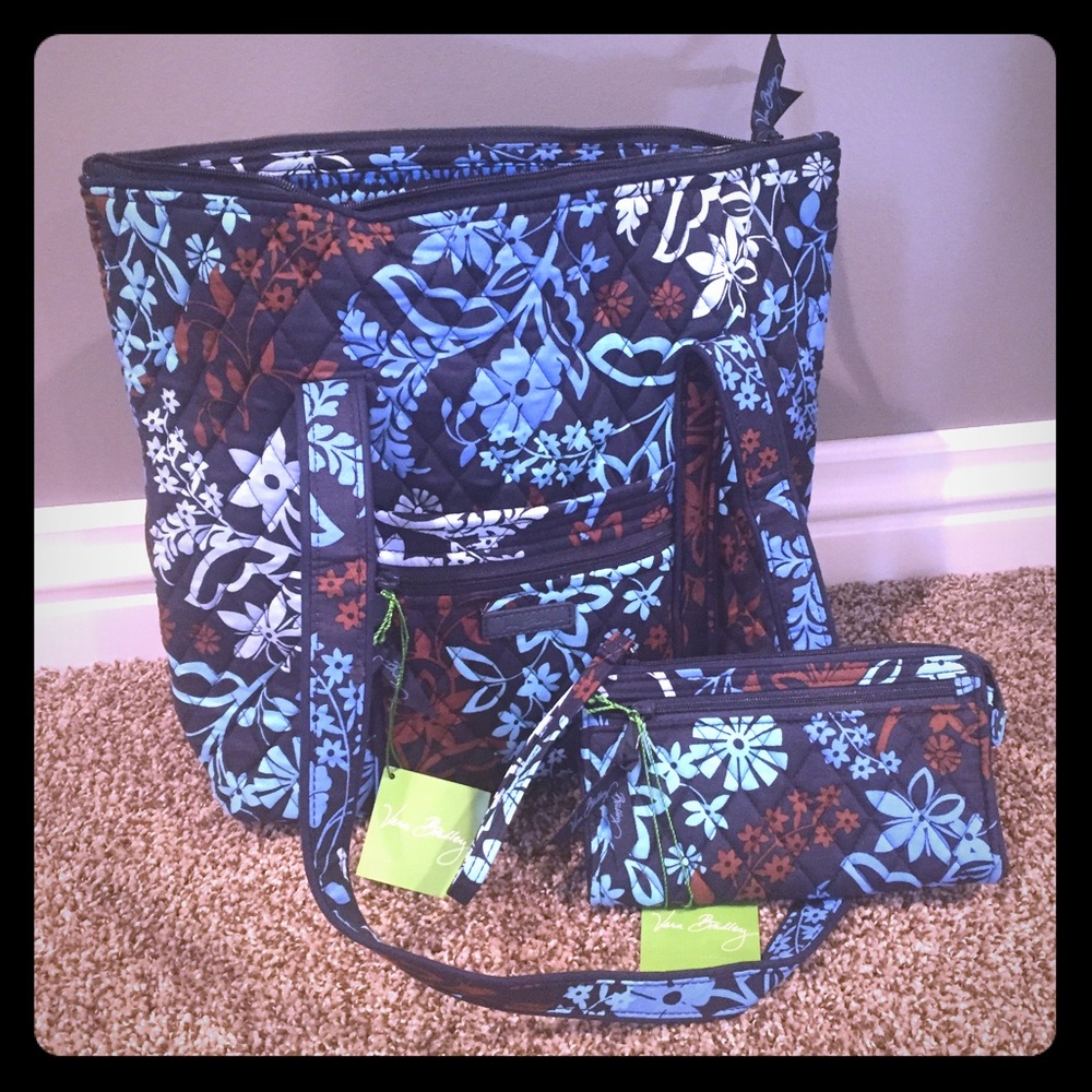 Vera Bradley tote and wristlet NEW WITH TAGS