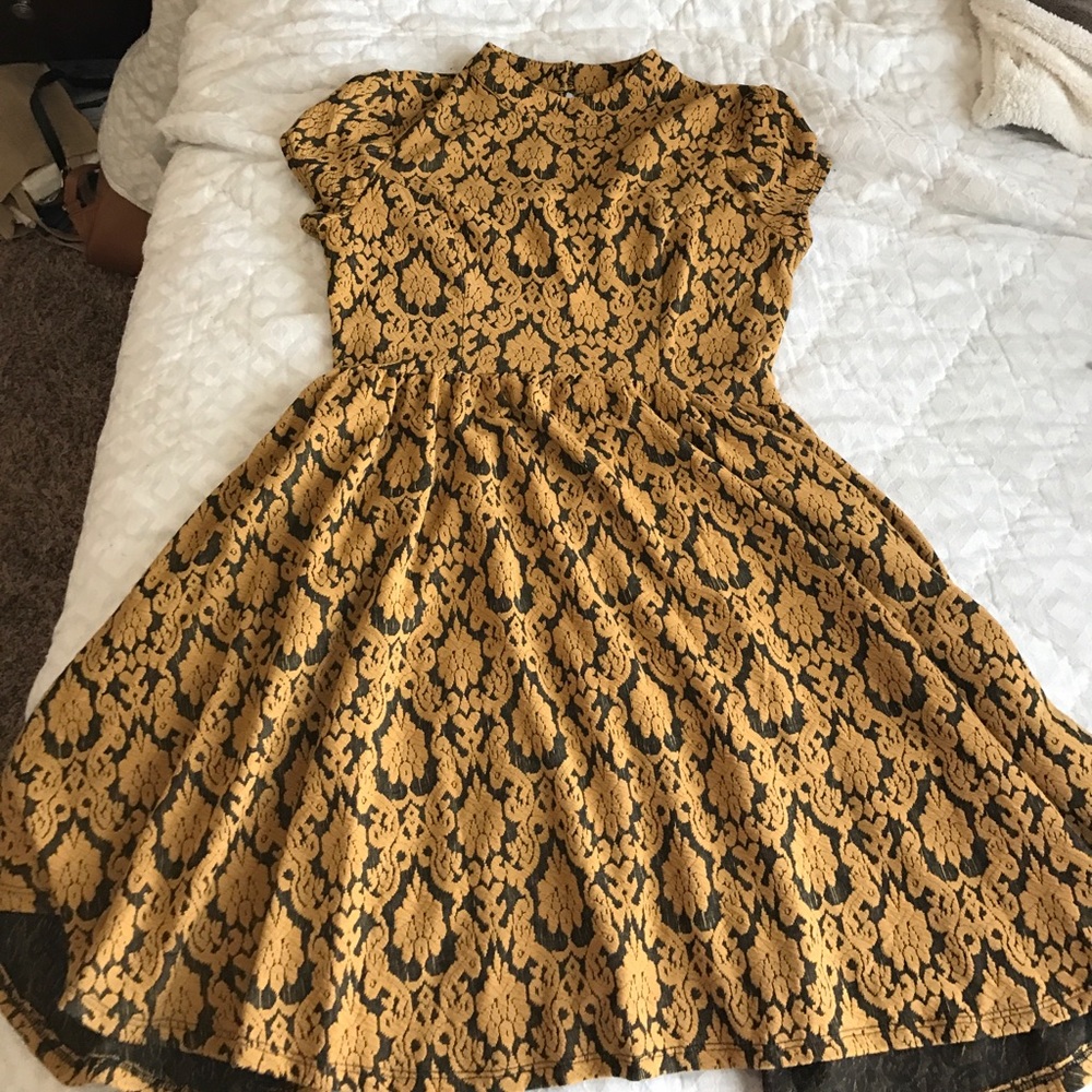 gorgeous mustard swing dress