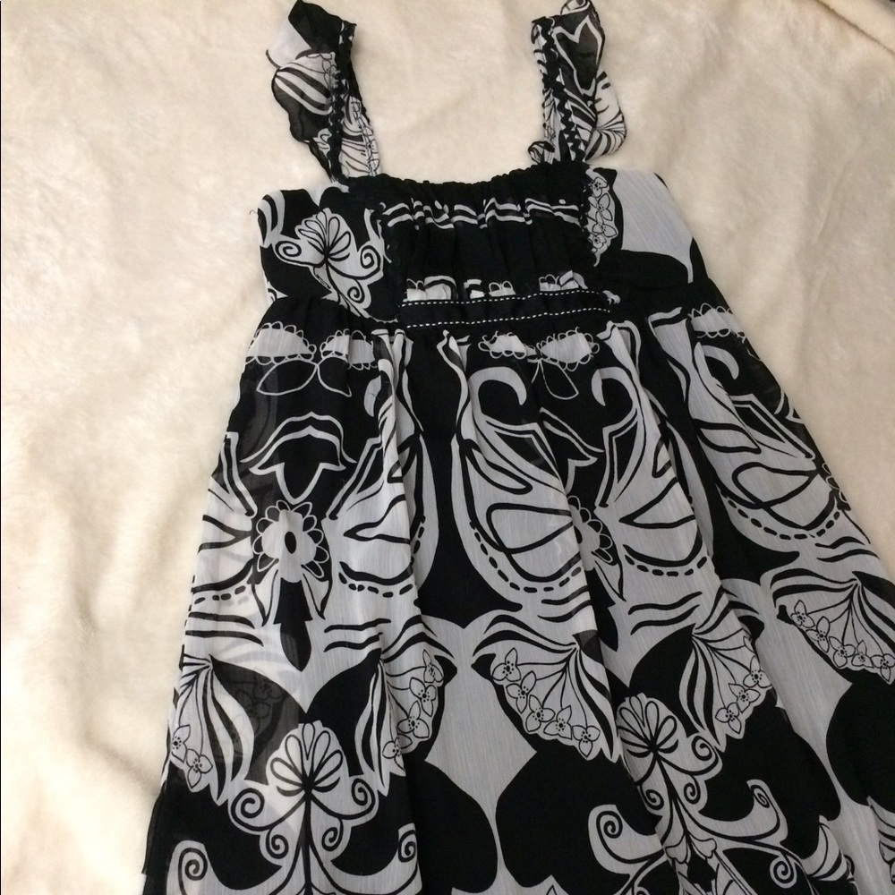 Dress - Picture 3 of 6