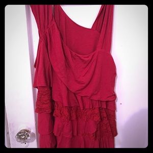 2x Sexy Red Torrid Top w/ Lace Perfect 4 night out