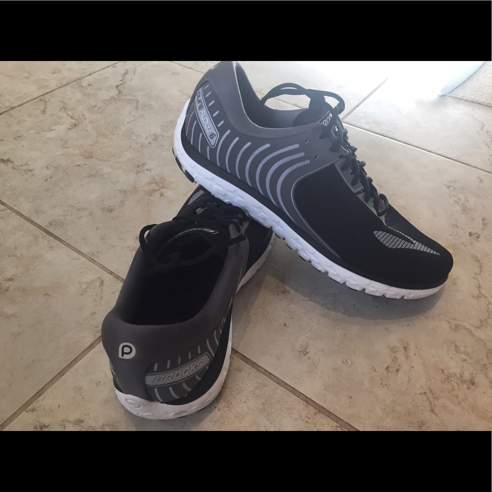 Men's Brooks Pure Flow shoes