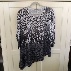 Grey black white top
