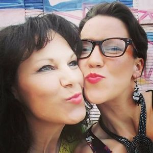 Meet your Posher, Debbie