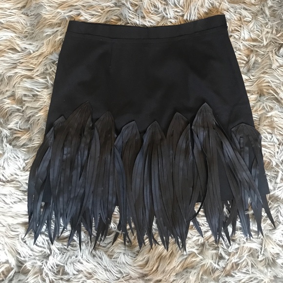 VIVIENNE TAM MINI SKIRT - Picture 2 of 4