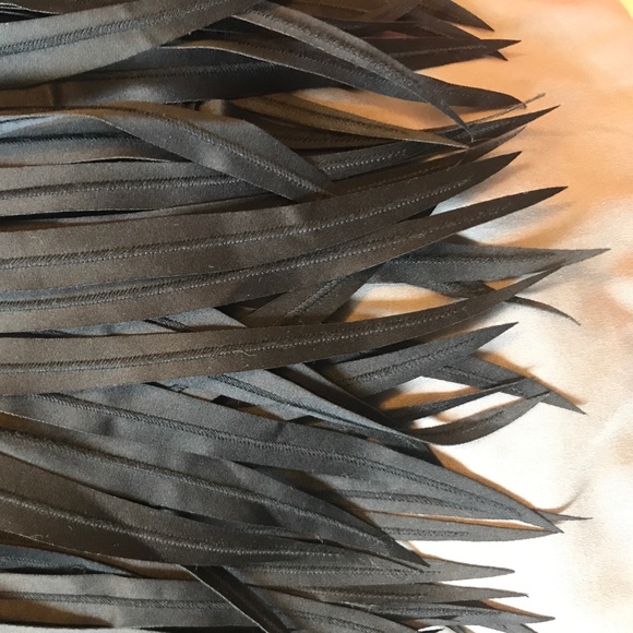 VIVIENNE TAM MINI SKIRT - Picture 3 of 4