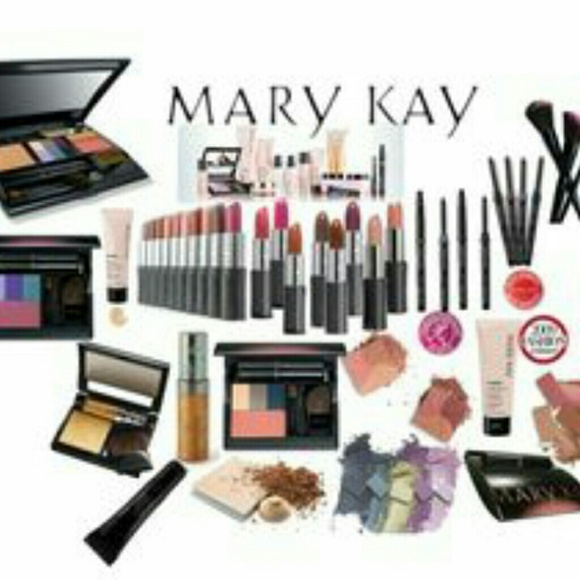 $50 Makeup mystery box - Picture 2 of 2