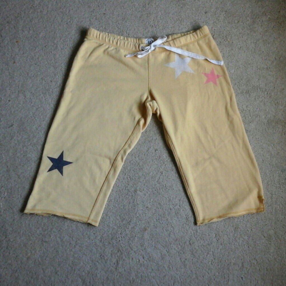 PINK capri/bermuda shirts