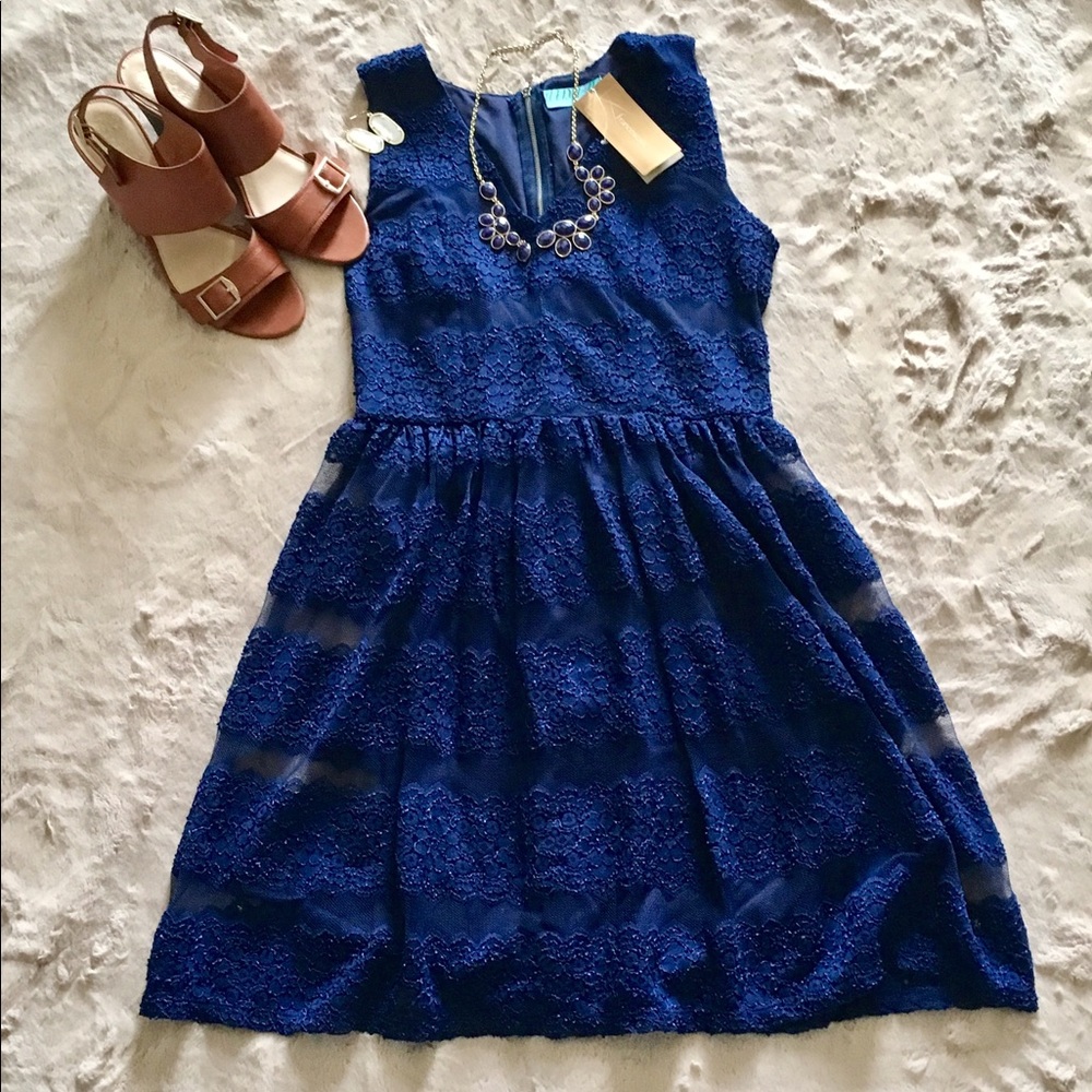 Francesca's navy blue lace dress, NWT!