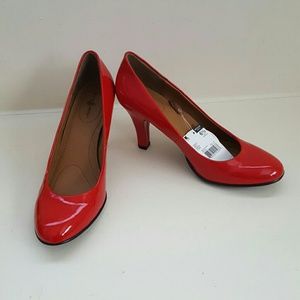 Red 2 1/2" heels
