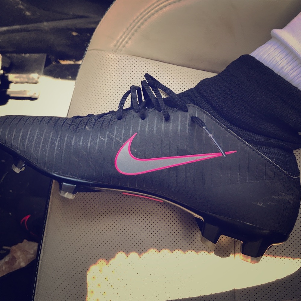 Nike mercurial sock cleats