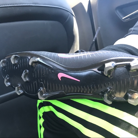 Nike mercurial sock cleats