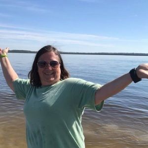 Meet your Posher, Debra