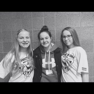 Meet your Posher, Claire