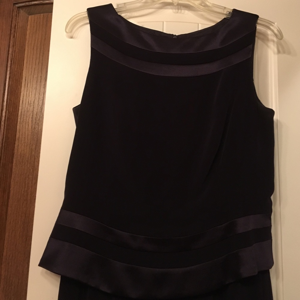 Full length gown size 10.  Navy .  Beautiful gown