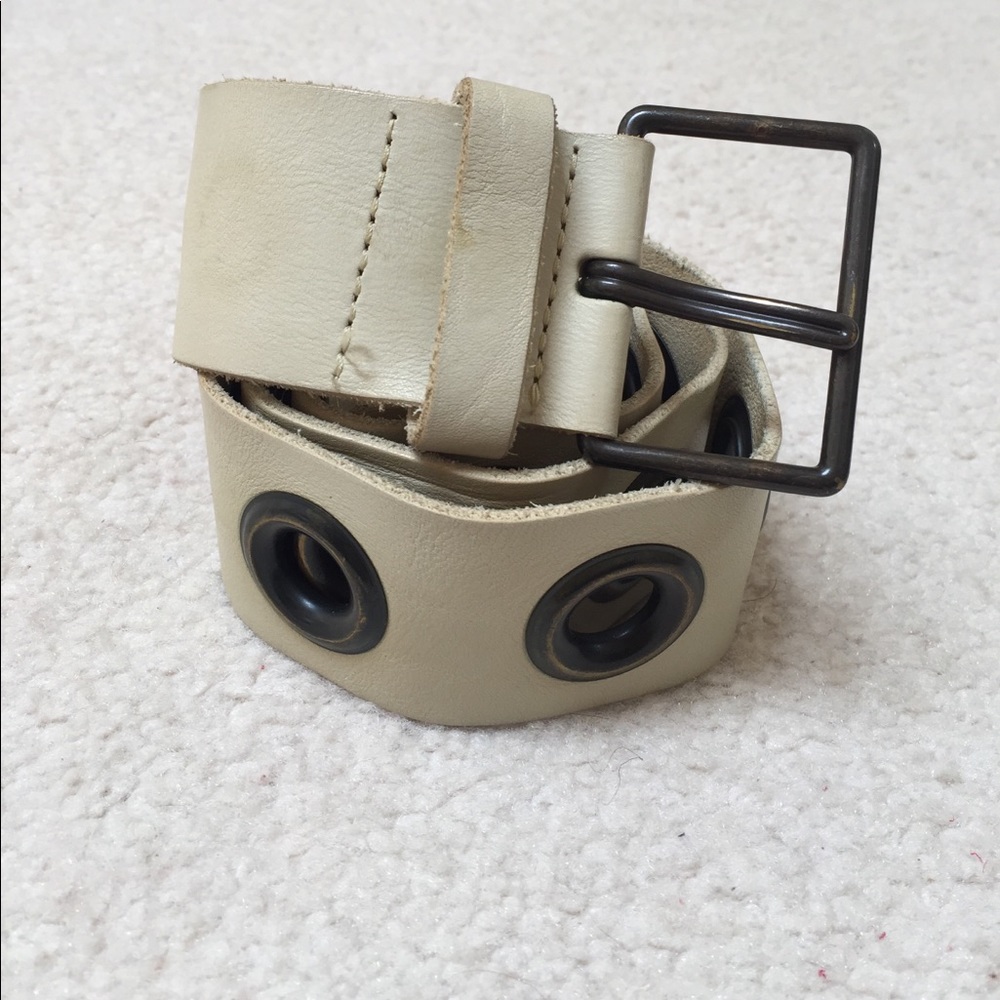 Grommet Belt