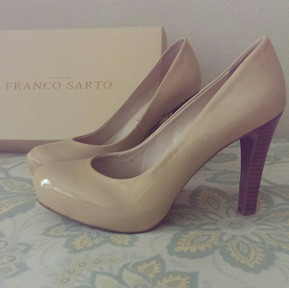 Franco Sarto pumps