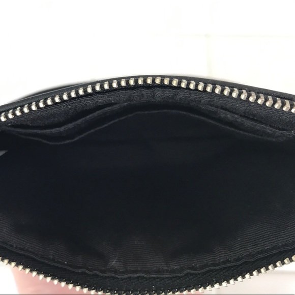 Coach wristlet - Picture 4 of 4