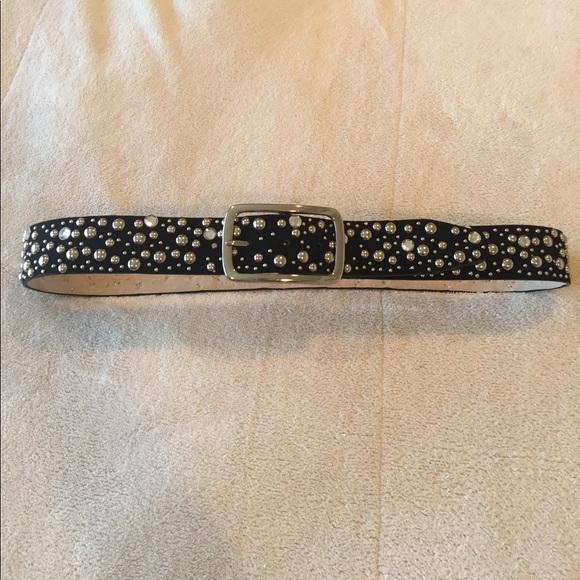 Black Studded Belt - Picture 2 of 3
