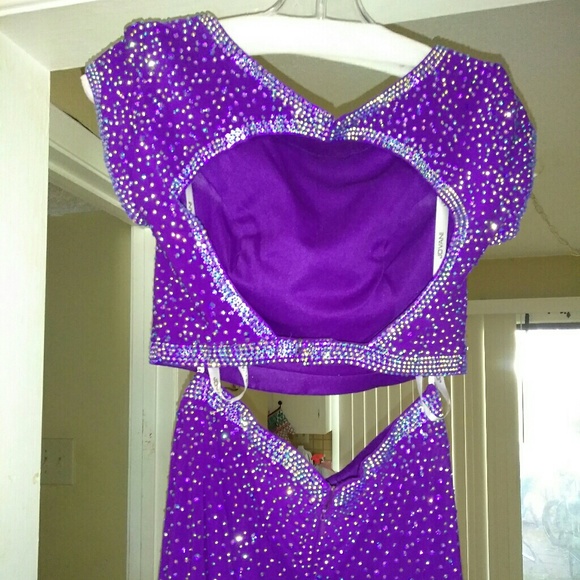 Dress - Picture 3 of 5