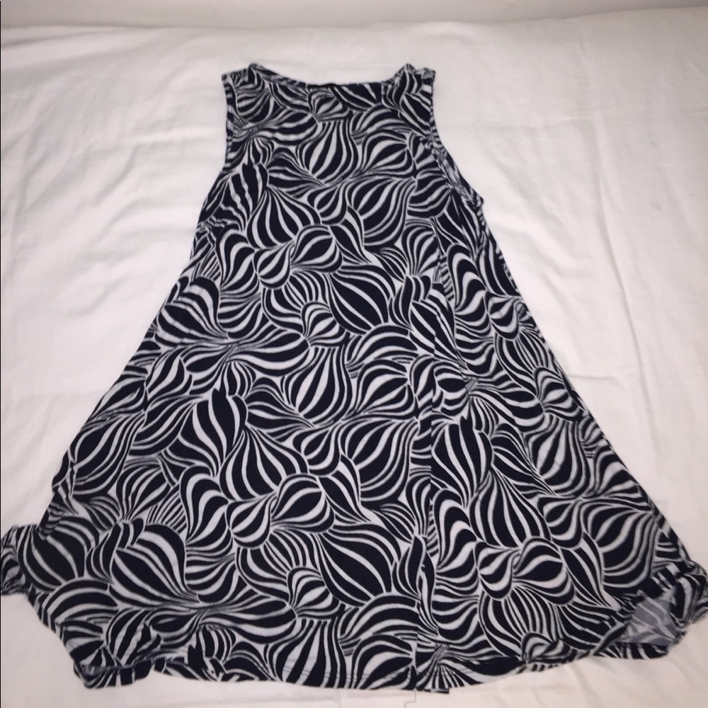 Cute black dress
