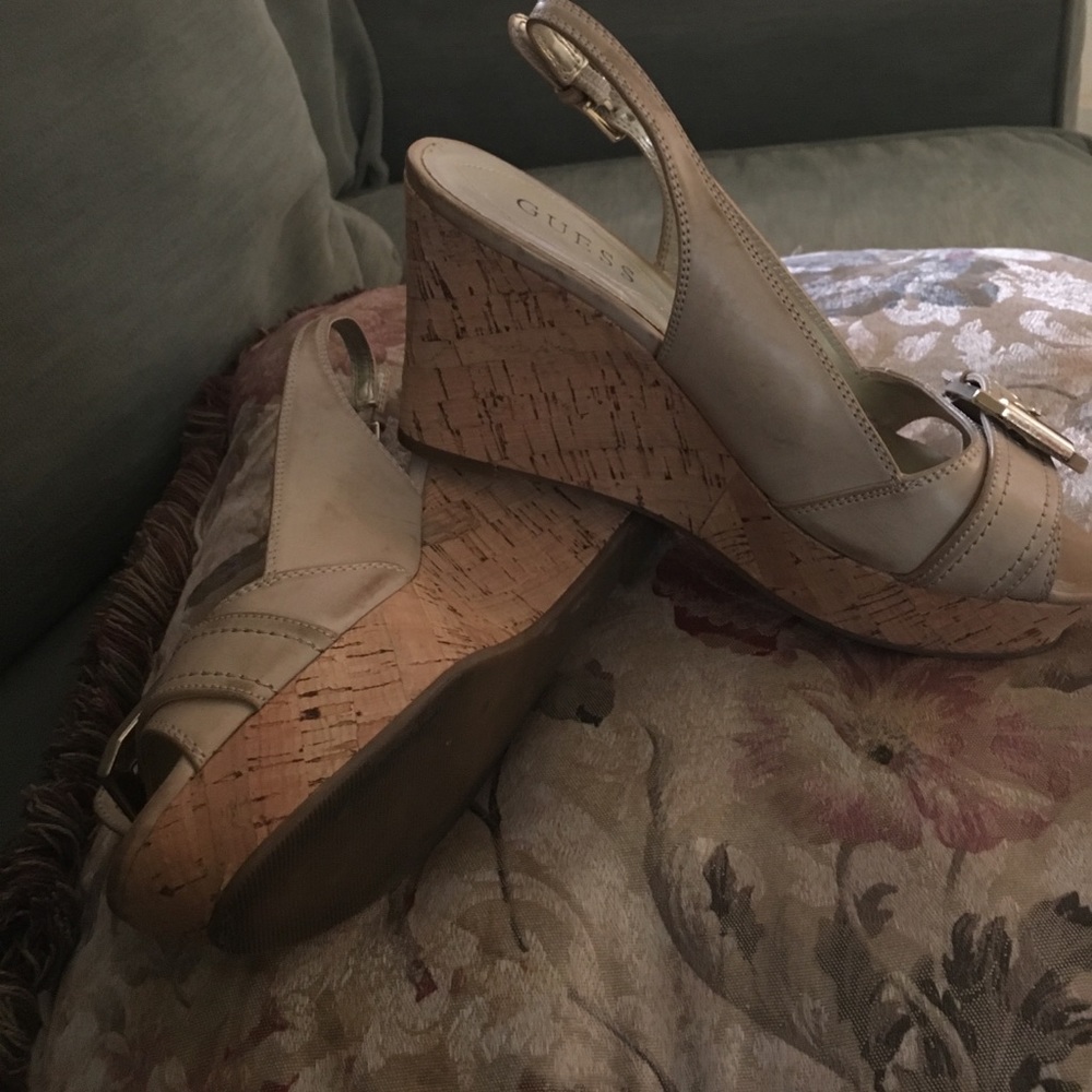 Guess sandals - Picture 3 of 4